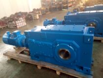 Factory direct gear reducer industrial gearbox HISH17 straight cross shaft universal box shipping fast