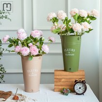 Retro waking flower barrel dry flower barrel Flower barrel Woke Flowers barrel Home Flower Shop Tin Barrel Decorated with flower Blossom Bucket