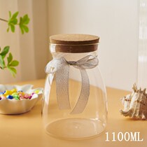 Small bottle of glass gold bottle container of sealed jar of gold bean beans empty nap