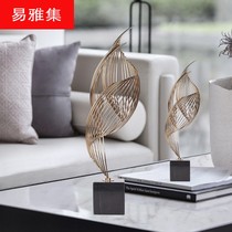 Creative European-style metal home furnishings Marble base Conch metal crafts Hotel exhibition hall soft decorations
