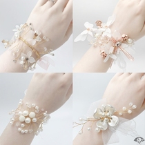 Wrist flower bridesmaid hand flower bride new wedding wedding wedding wedding sister group bracelet forest hand garland