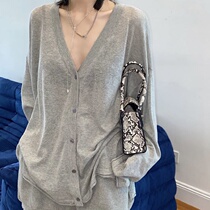 Temperament gentle Korean womens knitted set 2021 spring new long sleeve sunscreen top shorts casual two-piece set