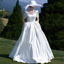 French retro light wedding dress small son satin Hepburn style square collar bride Super fairy welcome dress