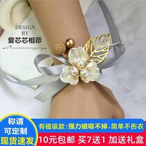 Korean beautiful wedding bride bridesmaid wrist flower sister group wedding hand flower corsage groom best man flower parents