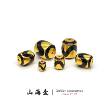 虎牙天珠 双虎牙天珠，也叫四线虎牙。 尺寸50*12.3 虎牙一直在天珠图腾为