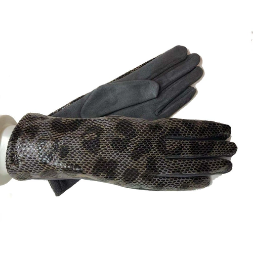 Женщины моды, касаясь экрана, перчатка, зимняя искусственная кожа животных