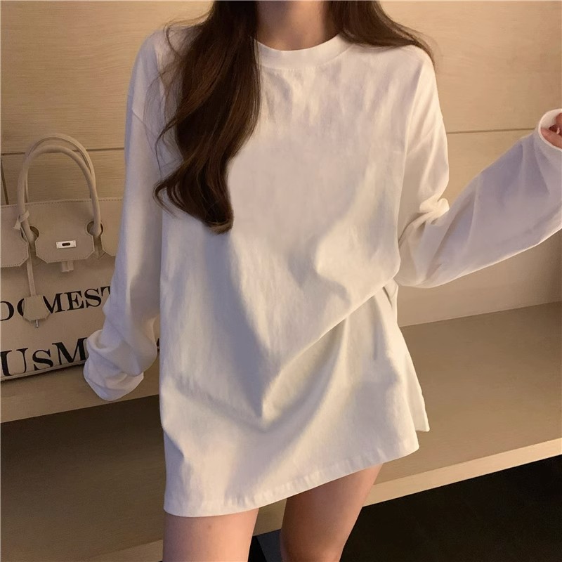 ホワイト Tシャツ 2023 秋の新スタイルルーズインナーシャツ純綿長袖ホワイトトップ女性の今年の人気