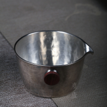 Dust Lu produced sterling silver handmade Japanese Gongfu Tea binaural male cup 9999 Sterling silver boat type binaural fair cup
