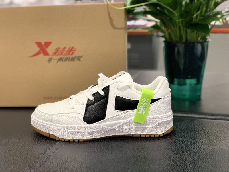 Special step womens board shoes 2020 autumn new sports leisure comfort low-help womens board shoes 980318316578