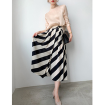 Mars Jiamin 2021 new full silk geometric stripe skirt French elegant medium and long skirt