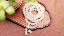 Factory direct Xinjiang Hetian jade seed bracelet 108 necklace Sweater chain hanging chain seed sister live