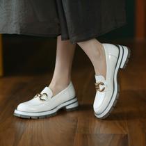 Confidence stems from the lightness of your feet ~ your noble forever presence @ metal buckle Leafu shoes womens new 100 hitch