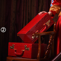 Red wedding wedding suitcase female Chinese style retro crocodile leather case gift dowry password suitcase
