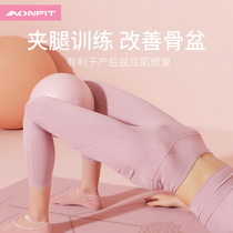 Pilates small ball fitness gymnastics sports explosion-proof balance ball shaping bee waist hips female 25cm mini yoga ball