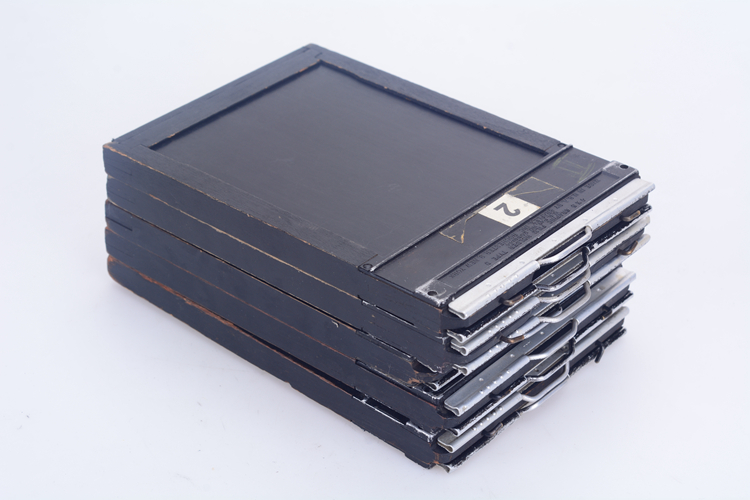 The original wooden 4X5 clip 45 large picture landline camera blade clip box in the United States