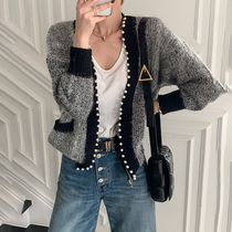 2021 autumn new design sense heavy industry chic pearl decorative edge sweater women high cold temperament age age age coat tide