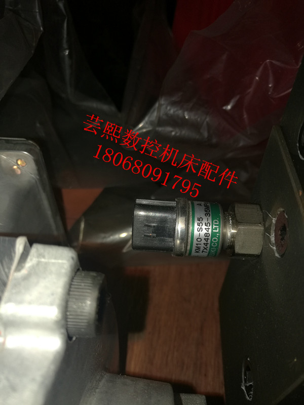 Japanese NAGANO KEIKI original pressure sensor KM10S55 hydraulic