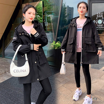 Pregnant women autumn coat 200 Jin can wear Korean large size loose trench coat late pregnancy foreign style fashion hooded top