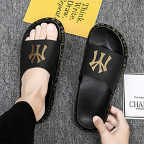 Summer slippers men Korean version of mens sandals wear beach non-slip trend casual outdoor sandals