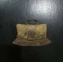 Bao Lao Qing Dynasty fire sickle old lighter old fire sickle folk custom nostalgic old smoking set old lamp cowhide fire sickle