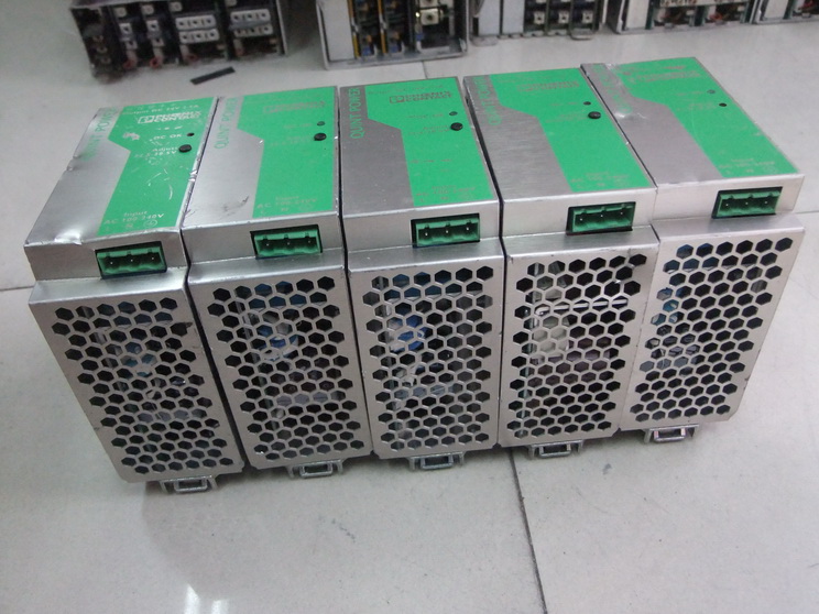 Dismantle PHOENIX CONTACT Power Supply Quality Switch Power 24V 2.5A in Phoenix Germany