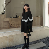 Black small wooden ear long sleeve dress womens spring and autumn 2022 new loose design sense of age reduction sweatshirt skirt