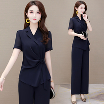 High-end womens suit spring 2021 new womens design sense short-sleeved top with casual straight pants two-piece suit