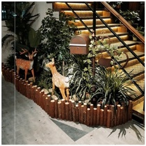Outdoor fir pile anti-corrosion belt leather fence solid wood pine fence decoration log with pile fence pendulum pole pile