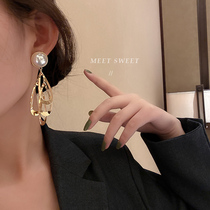  Retro metal pearl earrings temperament high-end atmosphere earrings personality design sense 2020 new trendy earrings for women
