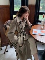 Windbreaker coat womens spring and autumn 2021 new long knee Korean temperament this year popular small man coat