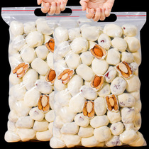 New milk jujube almond milk powder Jujube Padanmu cheese puffs Net Red cream almond sandwich jujube snacks 125g