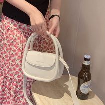  Soft European bag womens summer all-match niche 2021 new shoulder messenger handbag bag high-end fashion explosion small bag