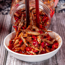 Hunan specialty spicy firewood fish dried meals Snacks Fire fish Maomao fish small fish farm homemade bottled