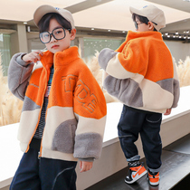 Childrens clothing boys autumn winter coat 2021 new children plus velvet thick winter boy lamb wool sweater tide