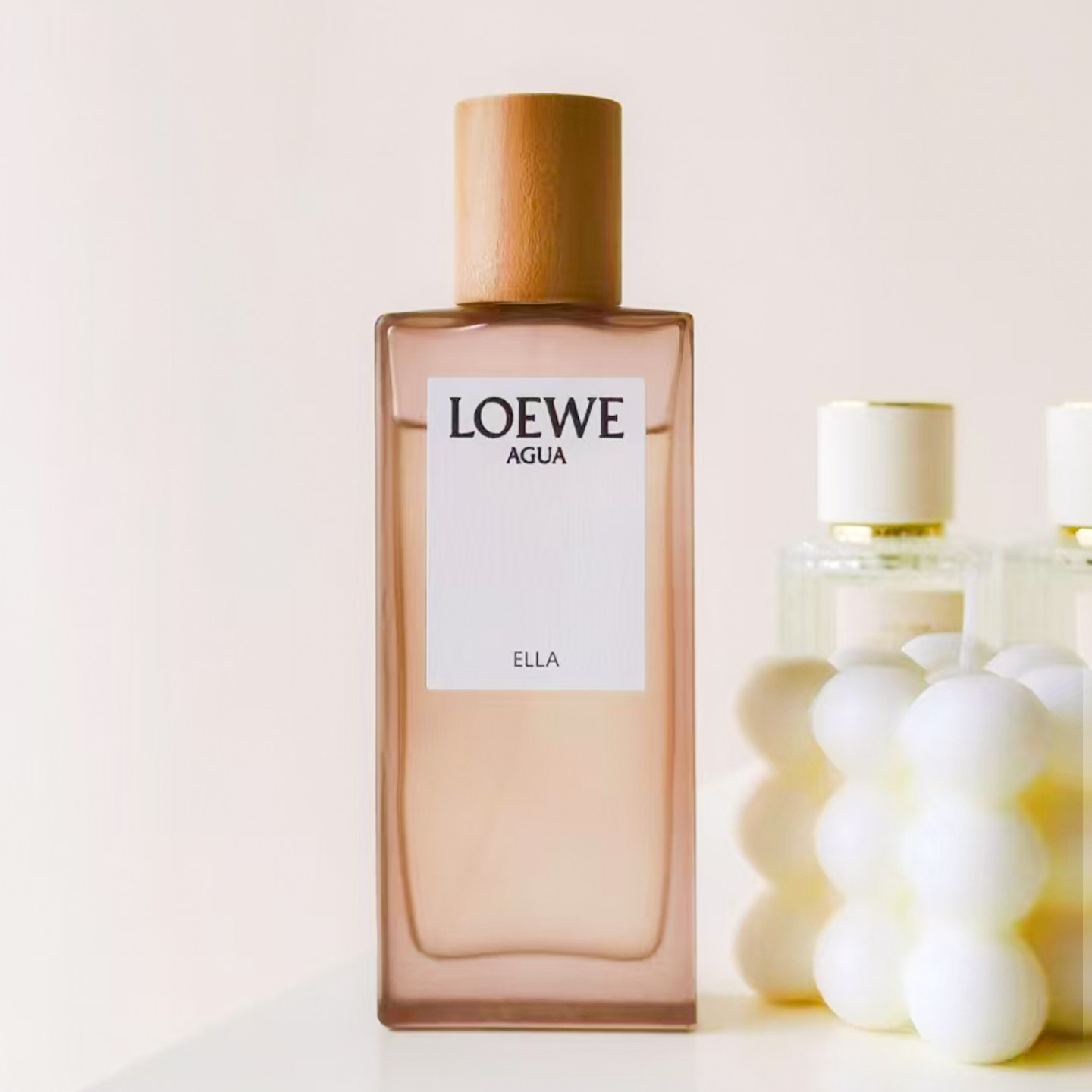 Loewe罗意威之水ELLA女士淡香水：清新果香与花香交织的少女气息_香水_