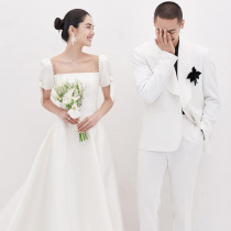 Van Na Xianyi Korean satin light wedding dress 2021 new bride travel temperament tailing simple welcome guests out yarn