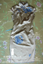 Spring and summer original heavy silk satin silk embroidered improved blue and white porcelain cheongsam dress