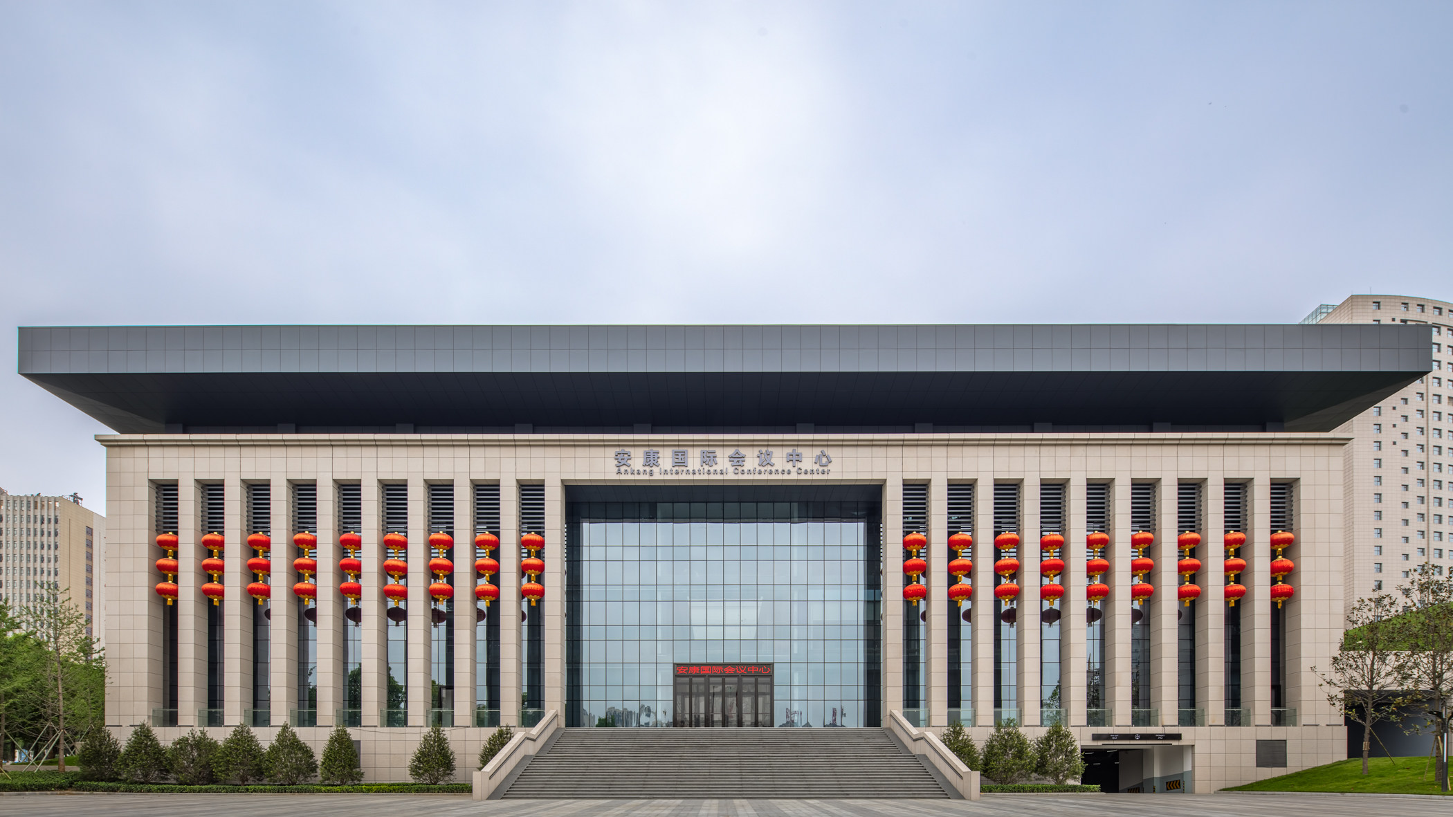 🎉 安康瑞斯丽酒店泳池瑞斯丽豪华大床房安康学院江北校区,你不可错过的住宿新体验!泳池、大床、学院气息全都有! -旅游-淘宝好物网