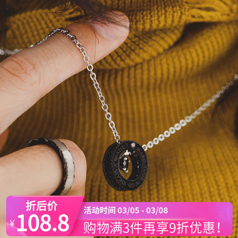 ROADLATIVE national tide jewelry original design simple titanium steel pattern engraved couple necklace male and female gifts