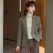 Color point elements elegant not stereotyped fashionable atmosphere 2021 autumn and winter high-end commuter Curry wool Western clothing women