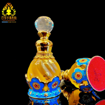 Thailands Buddhist truffle hundreds of Leverts and the interior decoration of the glass bottle.