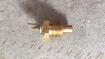 Shanghai New Holland 554 650 654 700 704 754 904 1004 Water temperature sensor plug