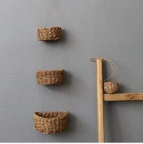 Pastoral American country hemp rope weaving handmade wicker wall-mounted small flower basket rattan basket hanging basket hooked flower pot