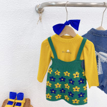 Girls autumn and winter knitted dress 21 new style children autumn and winter fashionable baby flower strap skirt two-piece set