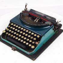 Antique Typewriter REMINGTON REMINGTON 3 type mechanical English feature normal 19 1930s