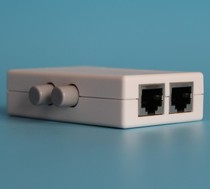 Two-port mini network switcher RJ45 Ethernet sharer Internal and external network switching@Maxtor MT-RJ45-2M