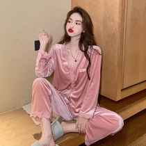 Goddess comes ~ different beauty gold velvet pajamas female spring and autumn Western style V collar lace fashion home clothes