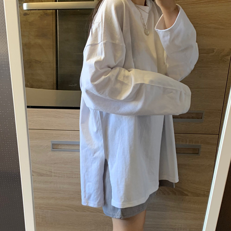 Korean version of loose-fitting white long-sleeved fork t-shirt women autumn and winter 2020 new ins medium-length cotton large size bottom shirt