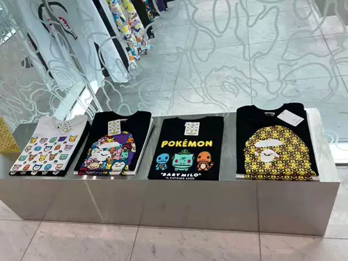 Bape x Pokemon Pokémon Sail name Pikachu Short -sleeved T -Fork
