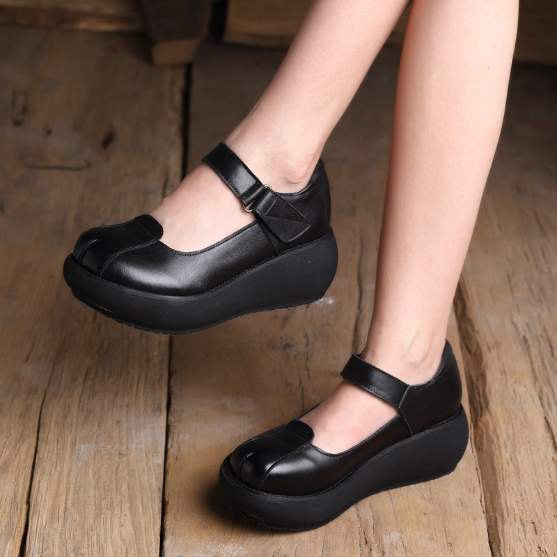 Shallow-mouthed single-shoe women's slope heel New style leather fashion shoes in spring and autumn of 2019 Waterproof platform muffin thick-soled buckled women's shoes